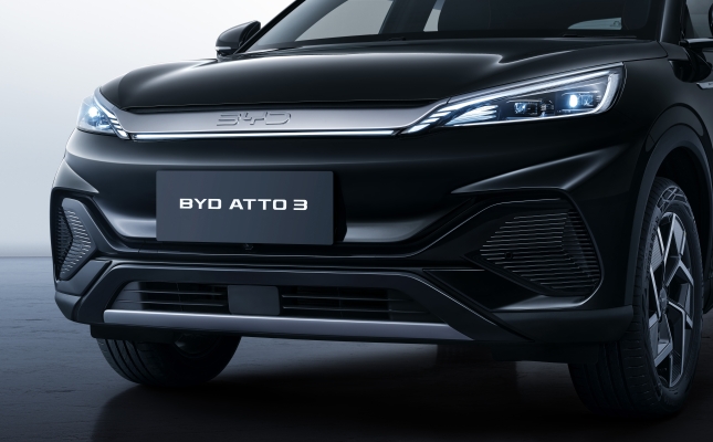BYD DẦN TIẾN TỚI NGÔI VƯƠNG XE ĐIỆN
