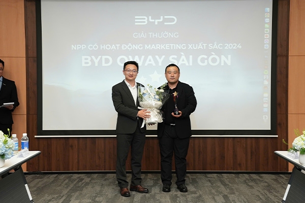 OWAY SÀI GÒN NHẬN GIẢI THƯỞNG NHÀ PHÂN PHỐI CÓ HOẠT ĐỘNG MARKETING XUẤT SẮC NHẤT 2024